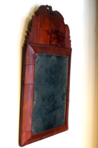 Looking glass, England, 1700-1740, walnut veneer, pine, glass - Concord Museum - Concord, MA - DSC05688