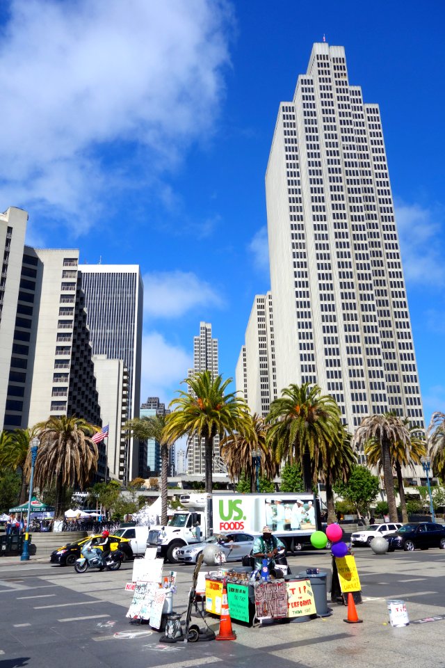 Look for me on YouTube - Farmer's Market at the Ferry Building - San Francisco, CA - DSC03558