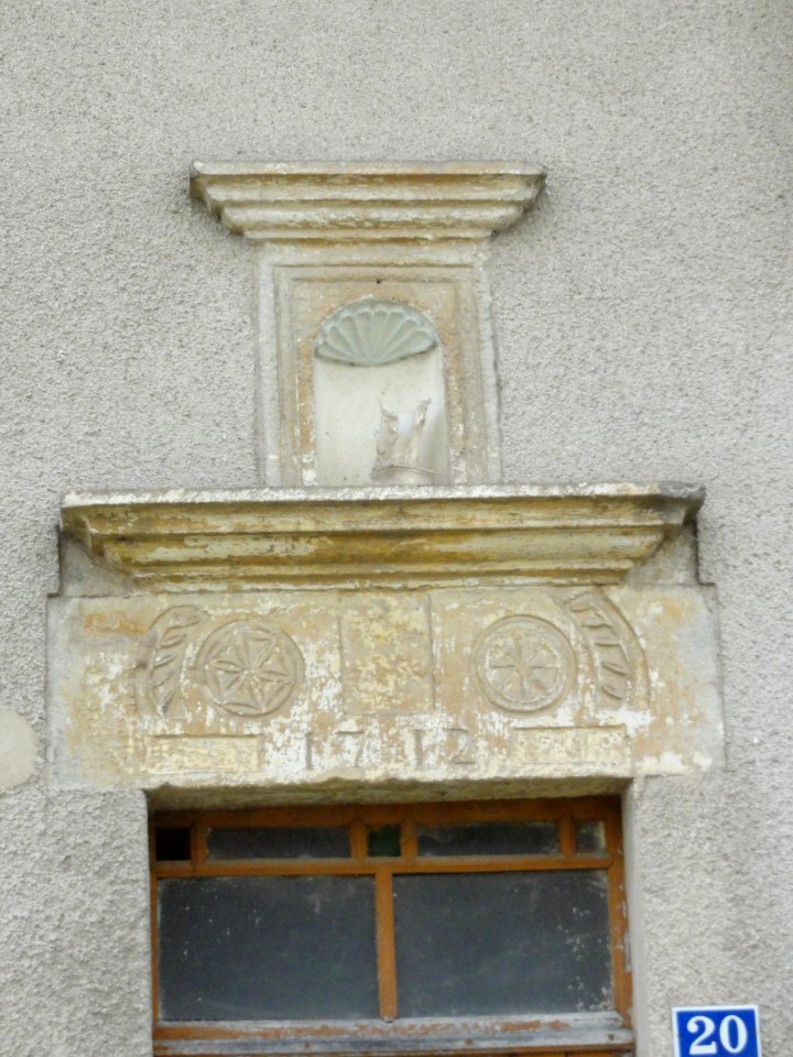 Loromontzey (M-et-M) desus de porte