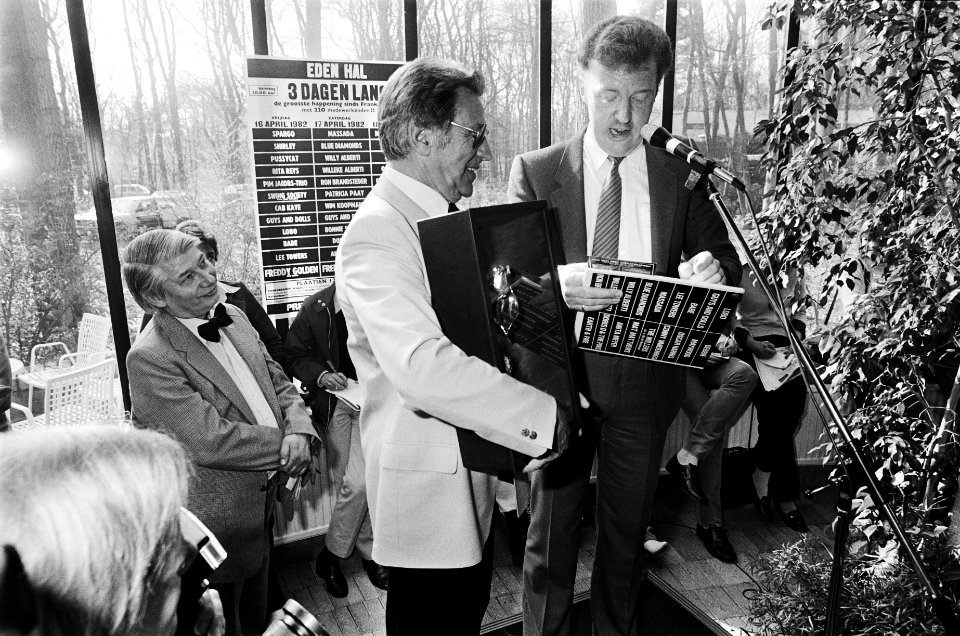 Lou van Rees neemt afscheid van het organiseren van grote concerten. André van D, Bestanddeelnr 932-1043