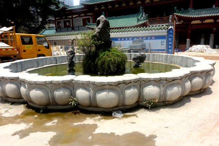 Lotus Pond, Haichuang Temple