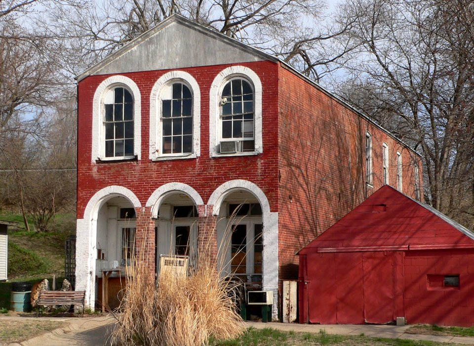 Lone Tree Saloon (Brownville, Nebraska) from SE