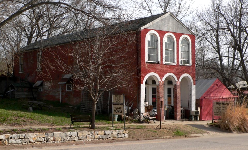 Lone Tree Saloon (Brownville, Nebraska) from SW