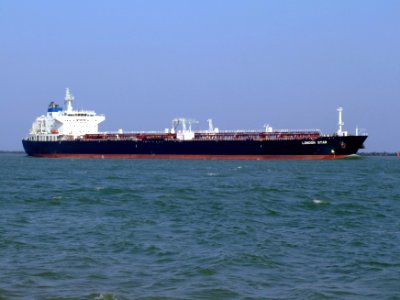 London Star p1a approaching Port of Rotterdam, Holland 01-Apr-2007
