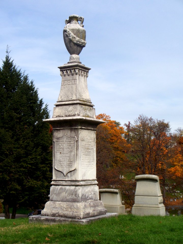 Lorenz Monument, Allegheny Cemetery, 2015-10-27, 02