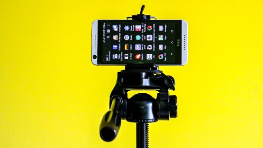 Android smartphone yellow phone
