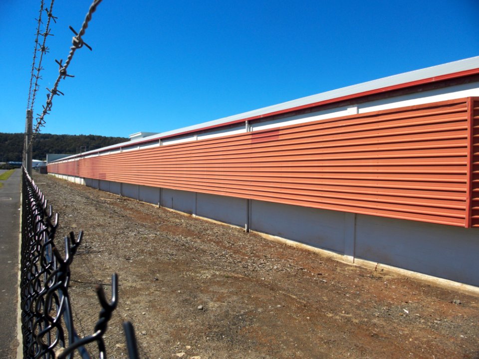 Long shed, Burnie 20181117-001