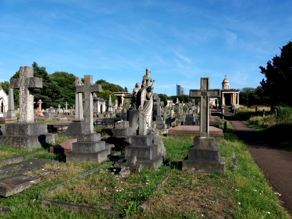 London - Brompton Cemetery, graves, July 2019 (7)
