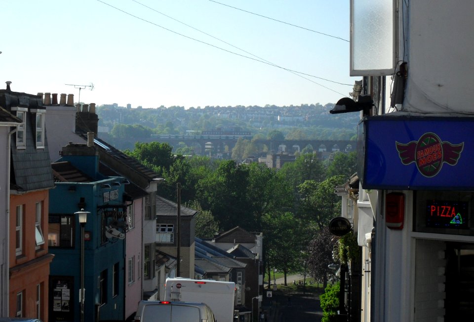 London Road Railway Viaduct seen from Southover Street–Washington Street junction, Hanover, Brighton (May 2010)