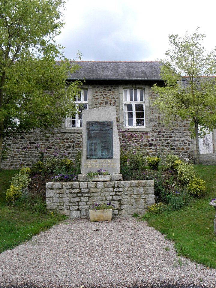 Longaulnay (35) Monument aux morts