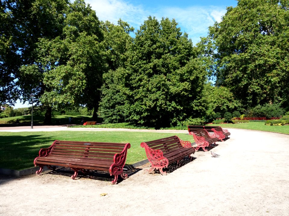 London - Battersea Park - Benches