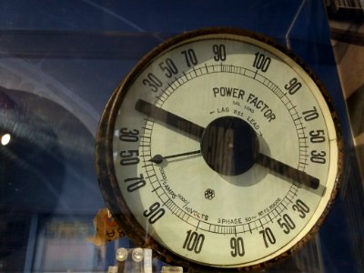 London - Battersea - Circus West Exhibition, power factor bal. load
