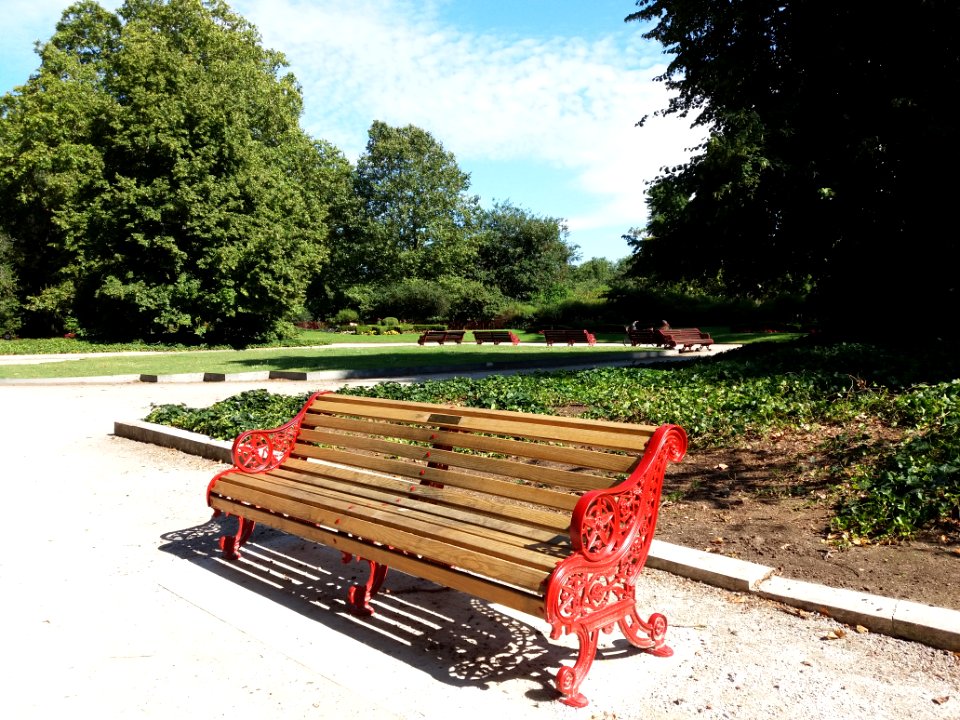 London - Battersea Park - Annie Caulfield bench