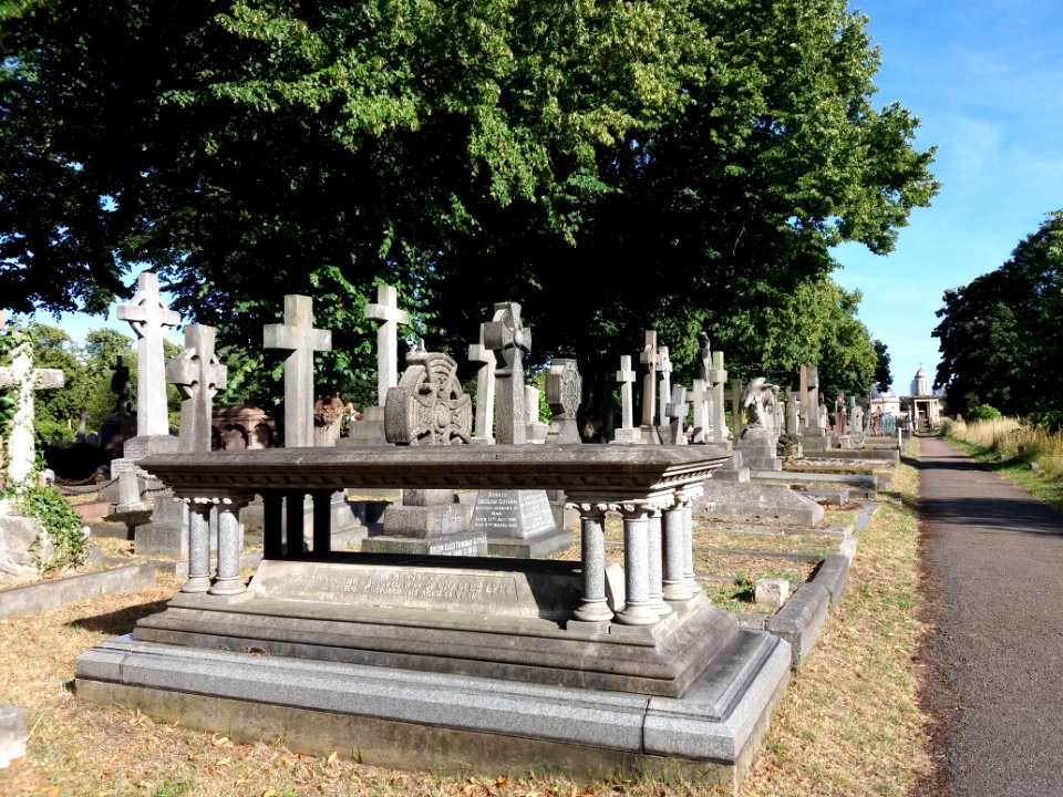 London - Brompton Cemetery, graves, July 2019 (5)