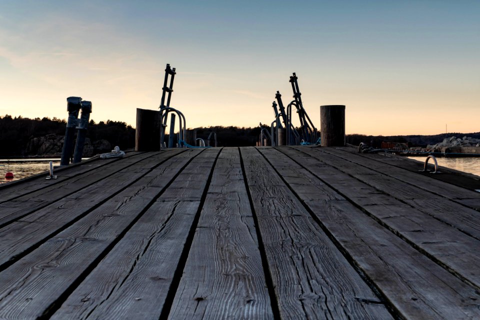 Long jetty with ladders in Govik