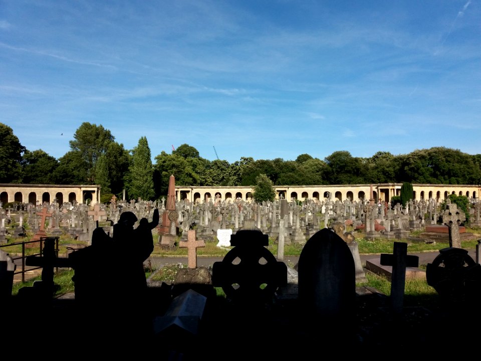 London - Brompton Cemetery, Great Circle (1)
