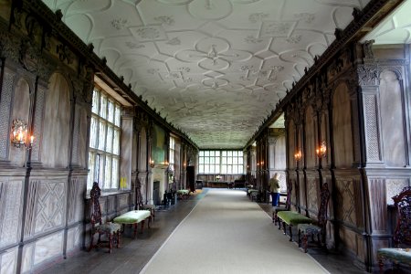 Long Gallery, Haddon Hall - Bakewell, Derbyshire, England - DSC02755