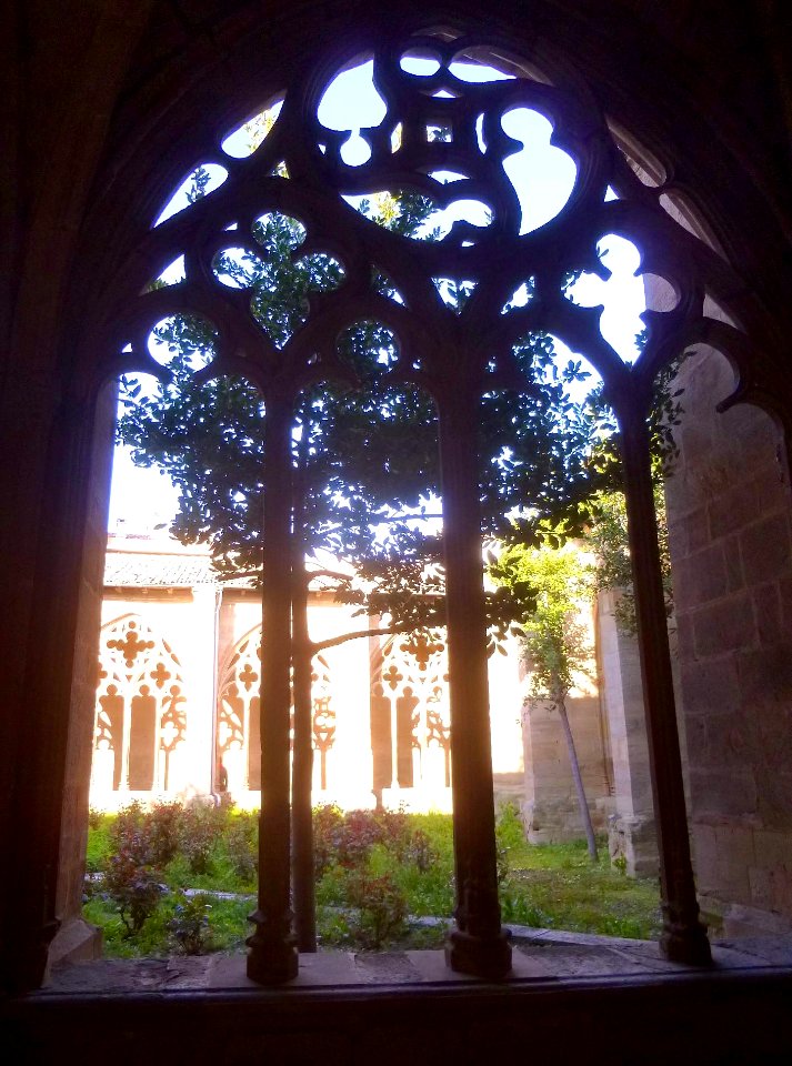 Los Arcos - Iglesia de Santa María, claustro 06
