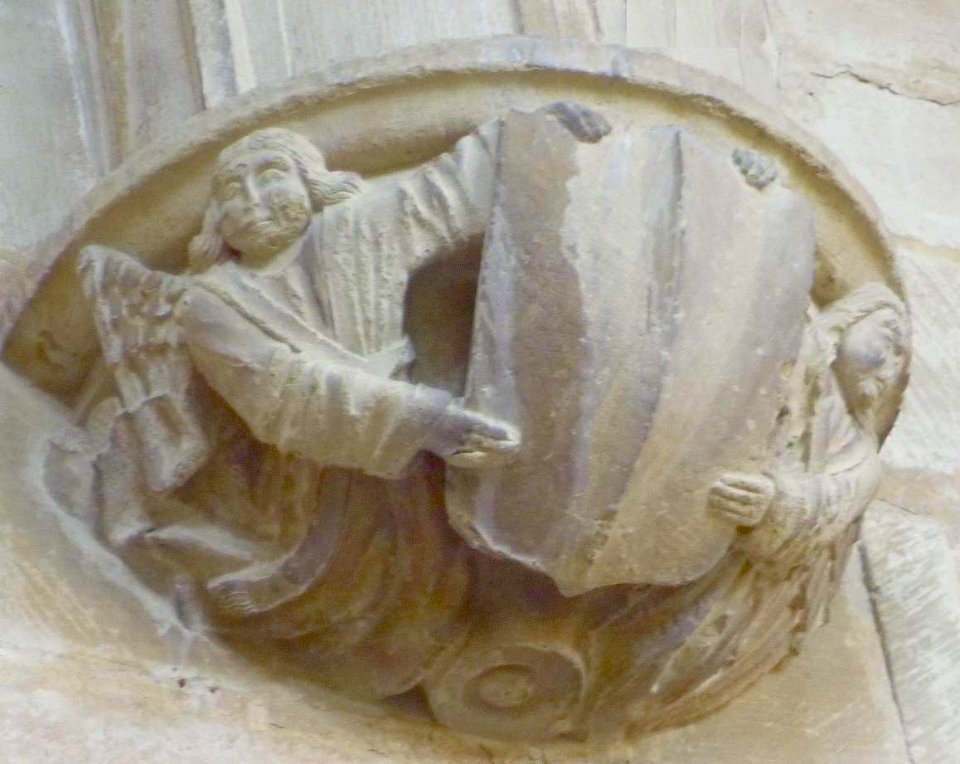 Los Arcos - Iglesia de Santa María, claustro 28