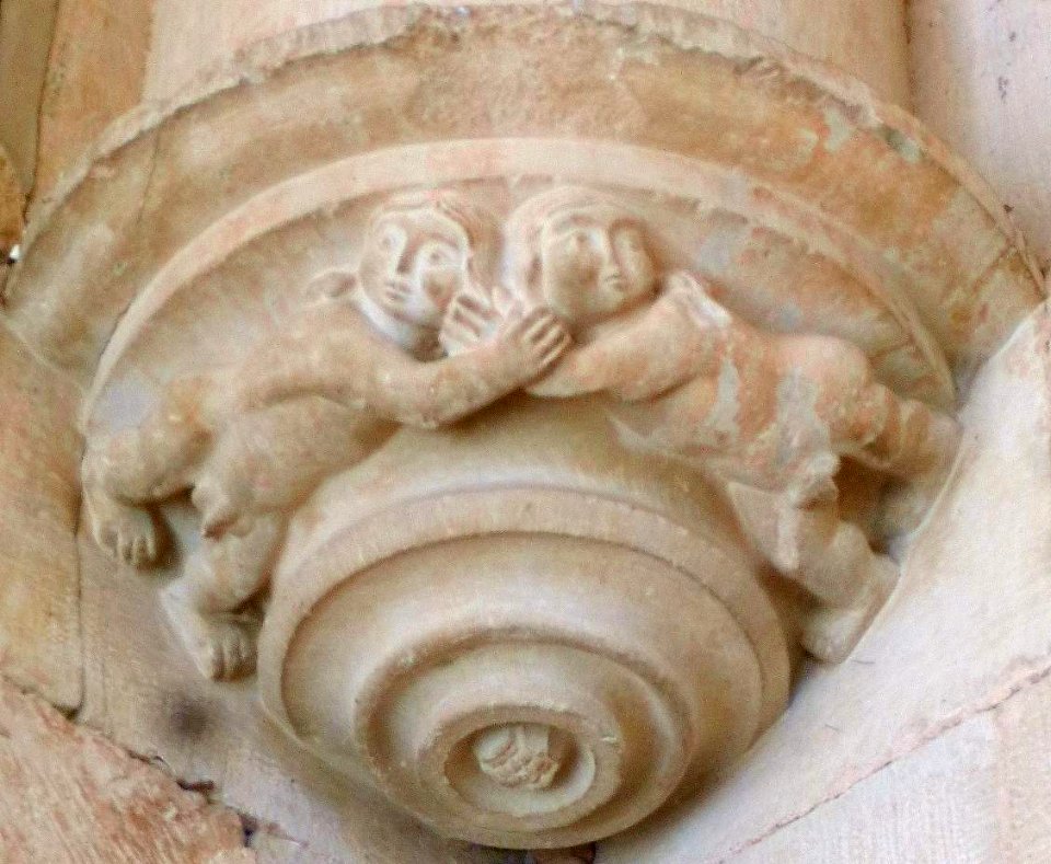 Los Arcos - Iglesia de Santa María, claustro 16
