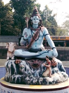 Lord Shiva Statue photo