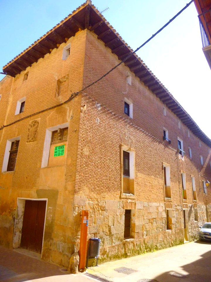 Los Arcos - Casas y palacios 24