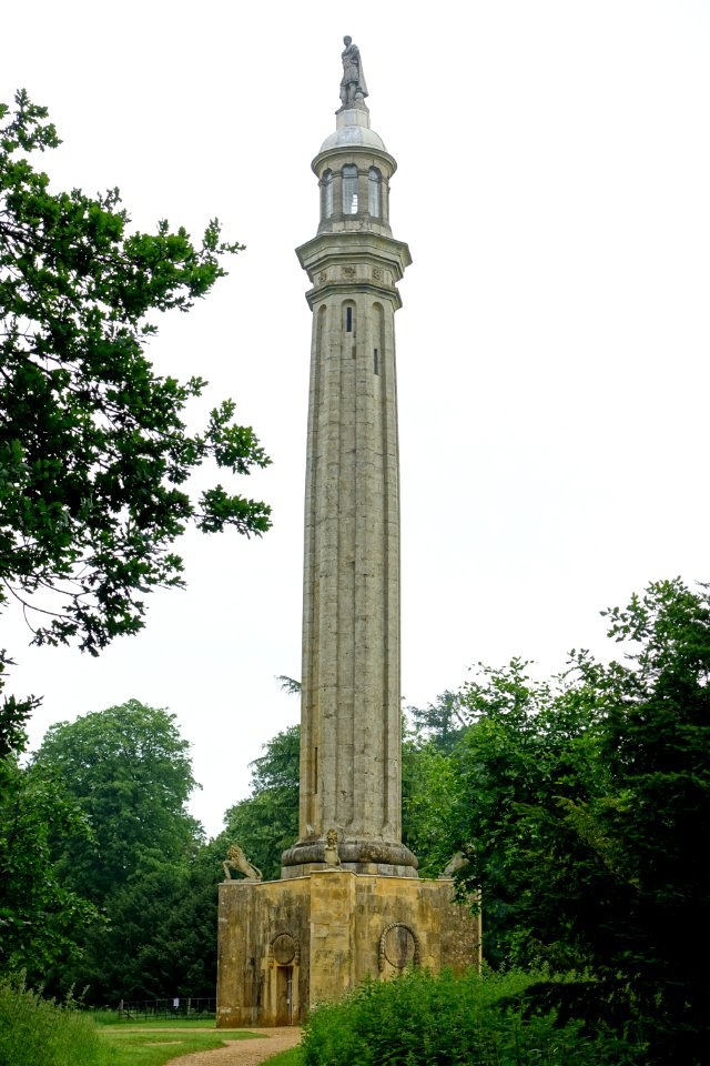 Lord Cobham's Pillar, Stowe - Buckinghamshire, England - DSC07916