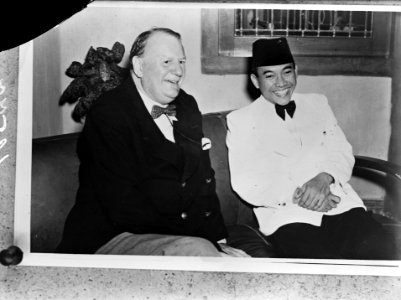 Lord Killearn en Ir. Soekarno, Bestanddeelnr 901-9577