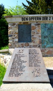 Lorsbach, Alter Friedhof, Kriegsopfergedenkstätte, Gefallenenliste links (1)