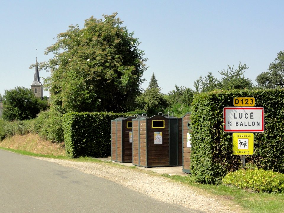 Lucé-sous-Ballon (Sarthe) entrée