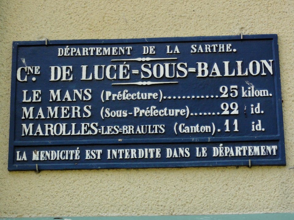 Lucé-sous-Ballon (Sarthe) plaque de cocher de la commune