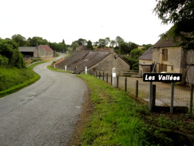 Louvigny (Sarthe) hameau Les Vallées, entrée