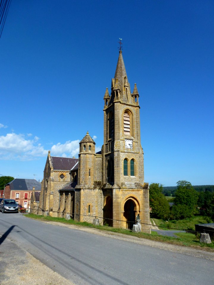 Louvergny (Ardennes) église