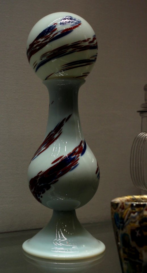 Louvre Decorative Arts Room 18 Flacon à boule Orléans 14012018