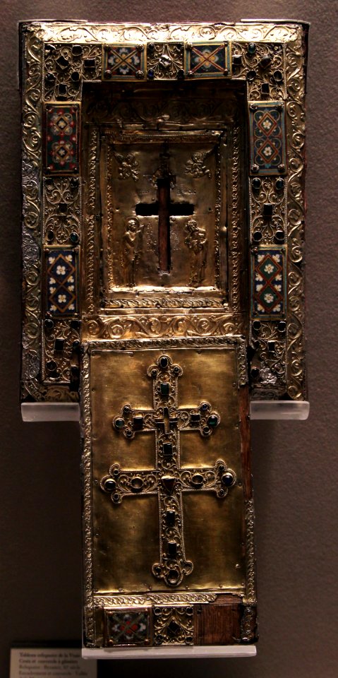 Louvre Objets d'art Moyen Age Tableau reliquaire de la Vraie Croix 04012019 1