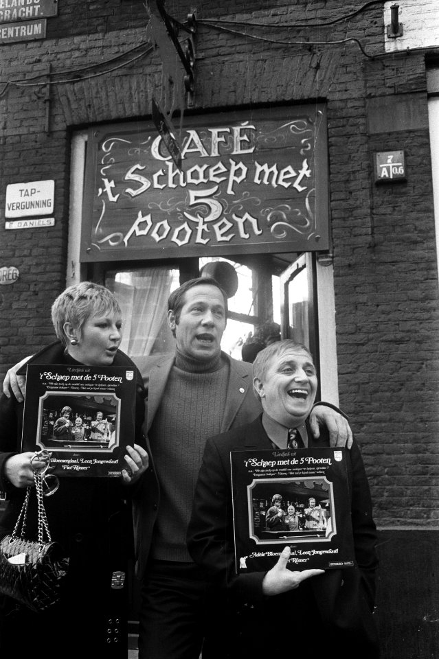 LP uitgebracht van TV-serie t Schaep met 5 Pooten Amsterdam. Adèle Bloemendaal, Bestanddeelnr 923-1767
