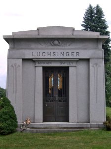 Luchsinger-McKain-Smiley Mausoleum, United Cemeteries, 2015-06-08, 02