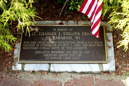Lt. Charles J. Collins memorial - Sturbridge, Massachusetts - DSC05999