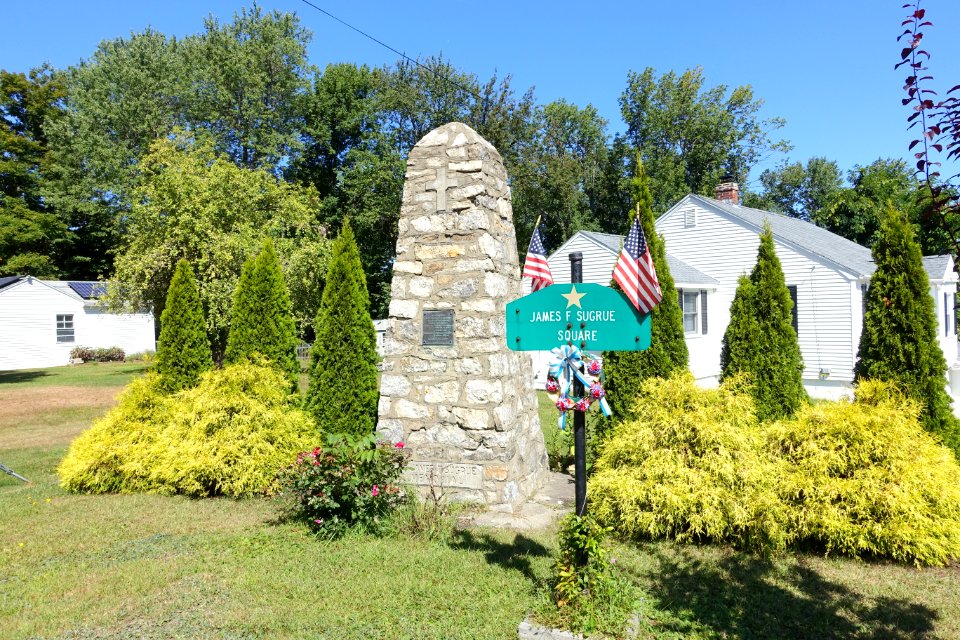 Lt. James F. Sugrue Memorial - Leicester, Massachusetts - DSC02244