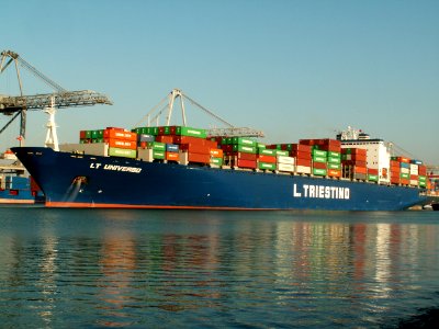 LT Universo, at the Amazone harbour, Port of Rotterdam, Holland 14-Jan-2006
