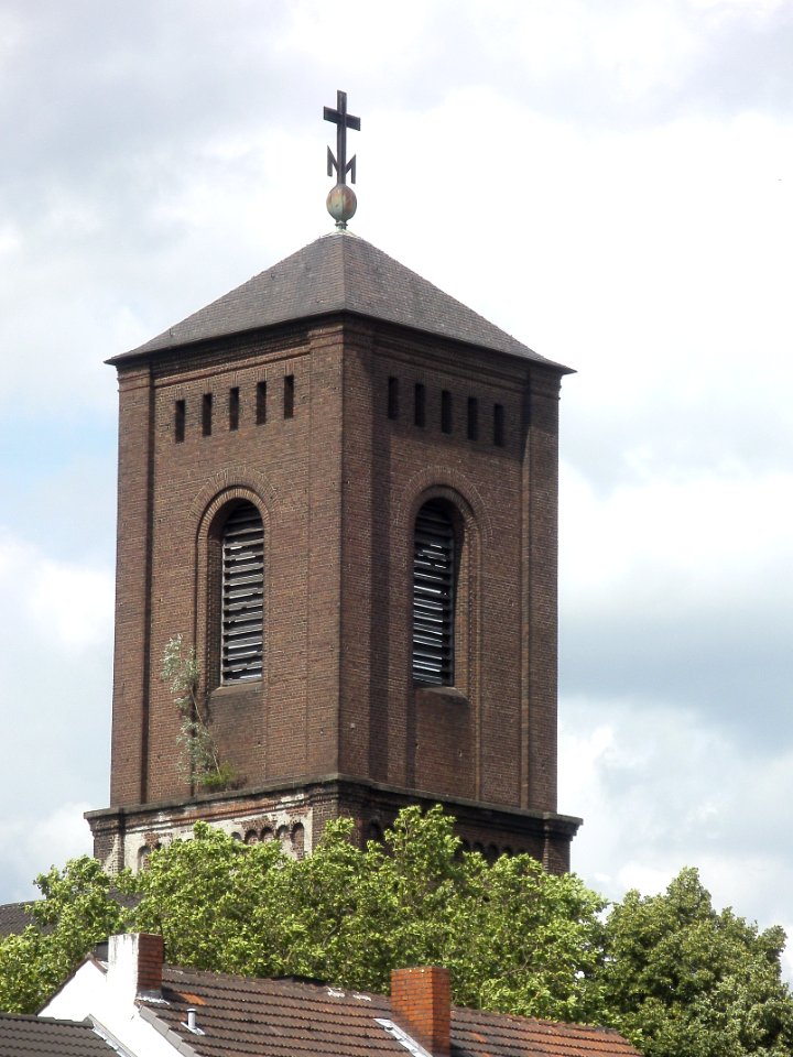 Lto-redemptoristenkloster-bochum-turmspitze