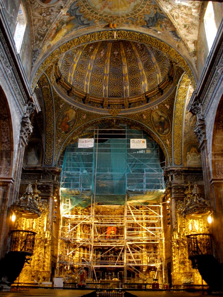 Los Arcos - Iglesia Sta Maria - nave y cabecera 4