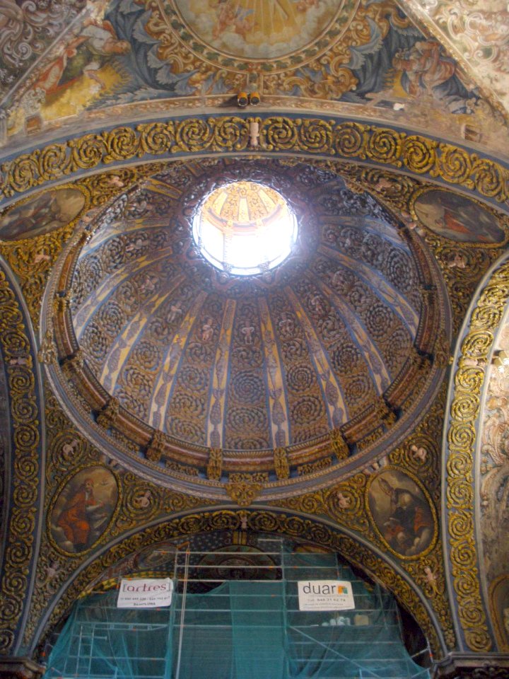 Los Arcos - Iglesia de Santa María - interiores 05