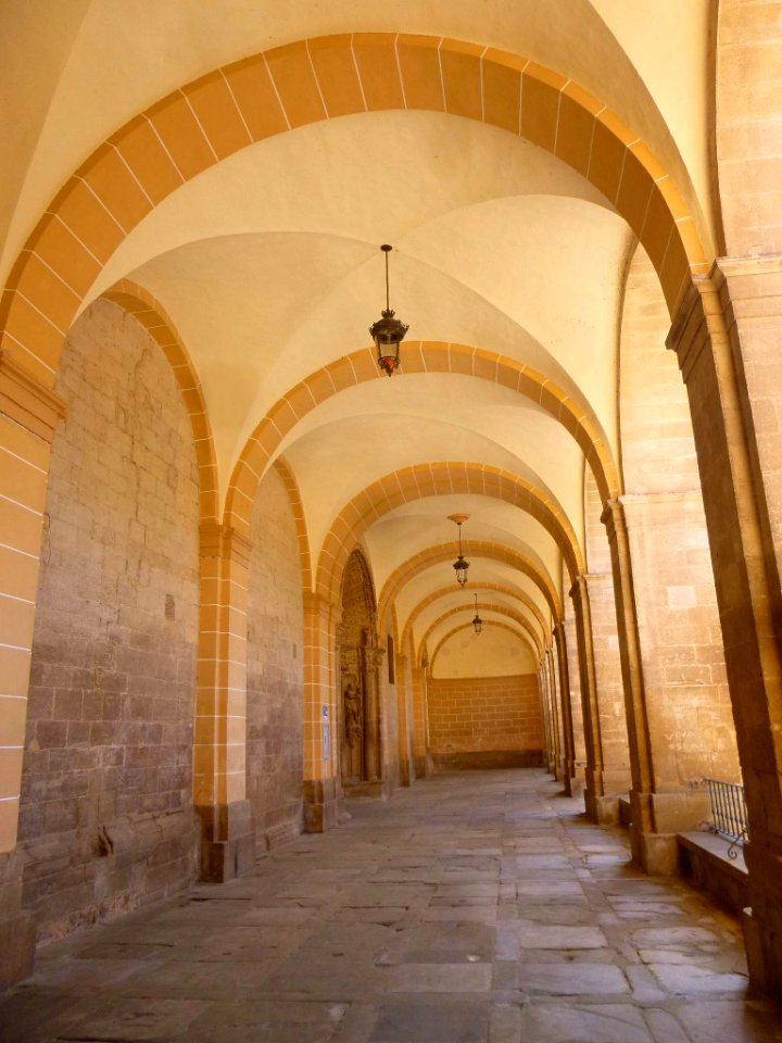 Los Arcos - Iglesia de Santa María, pórtico 07