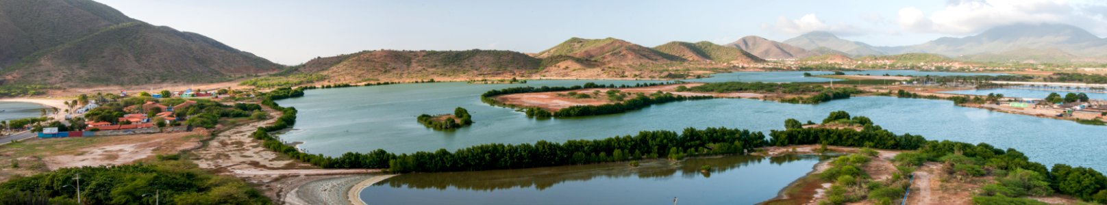 Los Martires Lagoon