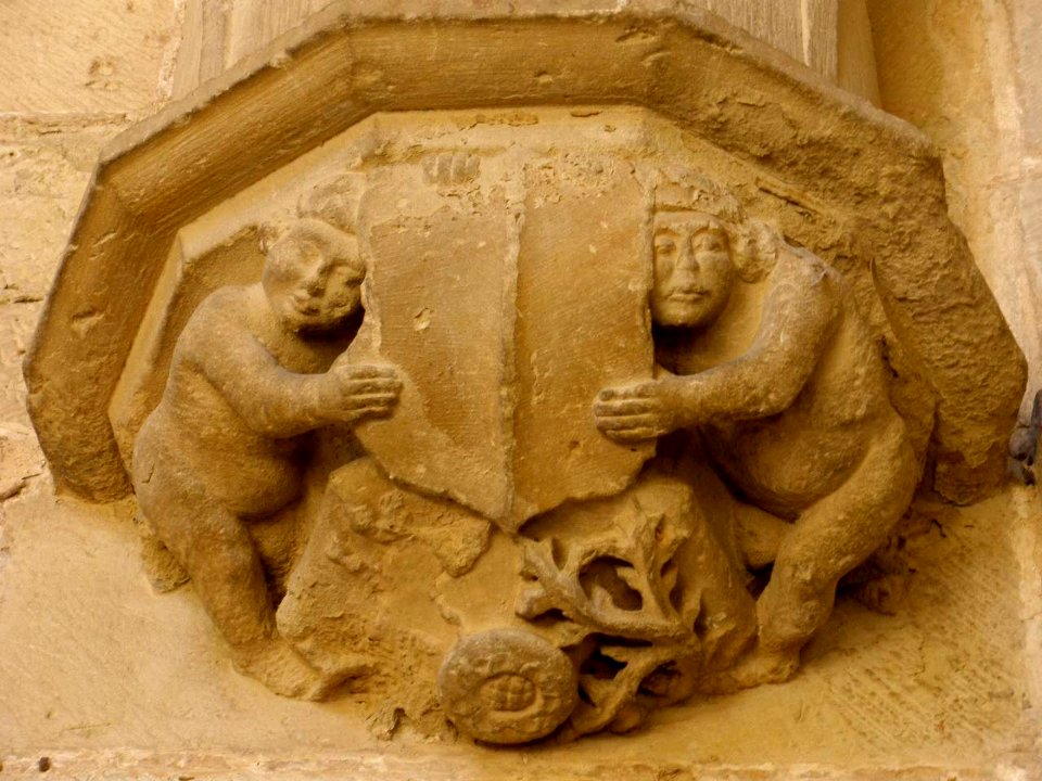 Los Arcos - Iglesia de Santa Maria - claustro 03