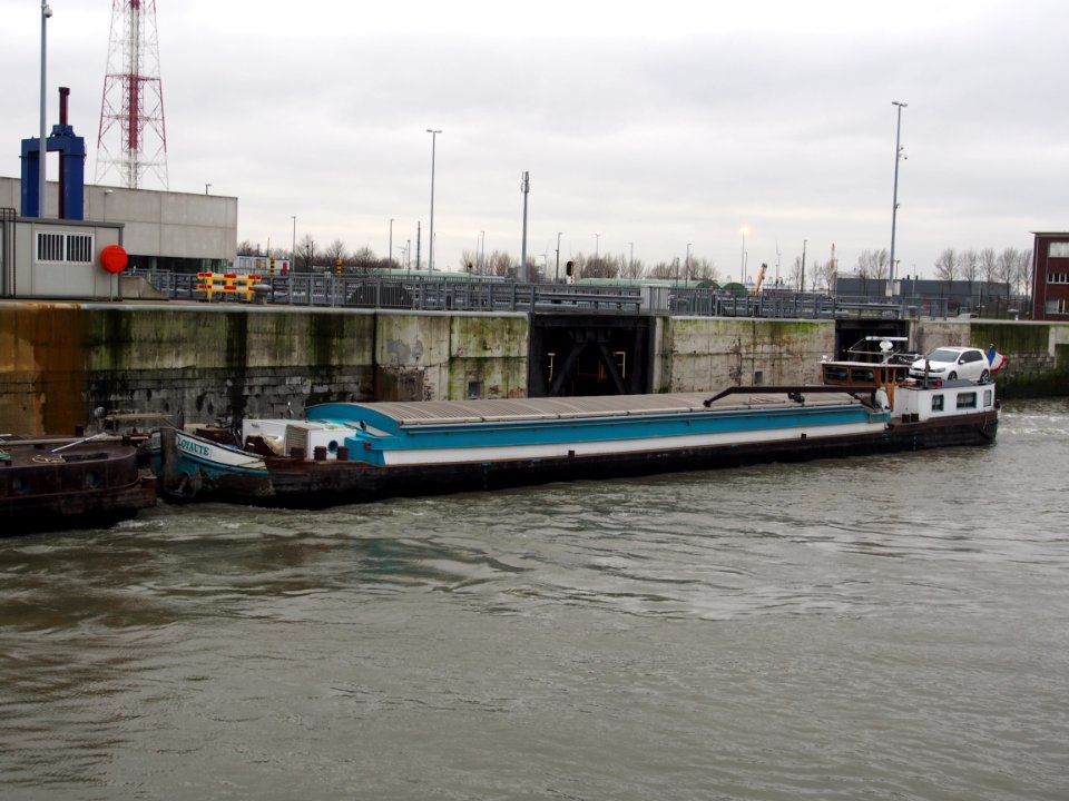 Loyaute (ship, 1967) ENI 01830202 Van Cauwelaertsluis Port of Antwerp pic1