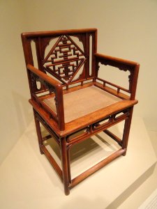 Low-back armchair, China, late Ming to Qing dynasty, late 16th-18th century AD, huanghuali rosewood - Arthur M. Sackler Gallery - DSC05907