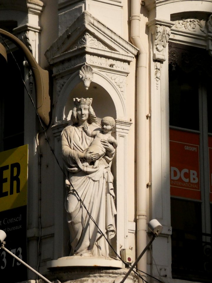 Lyon 2e - Rue du Président Édouard Herriot - Vierge à l'Enfant, à l'angle de la rue Grenette