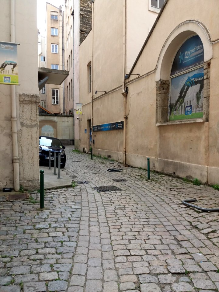 Lyon 2e - Rue des Marronniers, passage au numéro 3bis (2)
